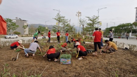 TÔ ĐIỂM CHO THÀNH PHỐ ĐIỆN BIÊN PHỦ ANH HÙNG