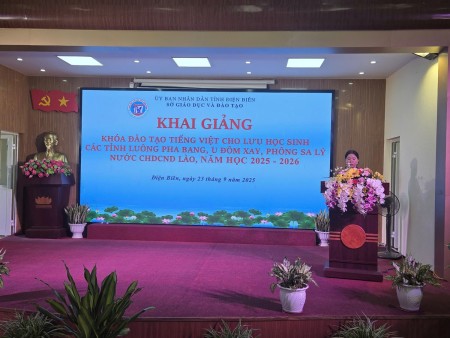 Khai giảng khóa đào tạo tiếng Việt cho lưu học sinh nước CHDCND Lào khóa XX năm học 2025-2026