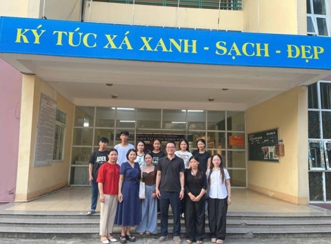 Bàn giao Lưu học sinh Lào cho trường Đại học Hùng Vương và trường Đại...