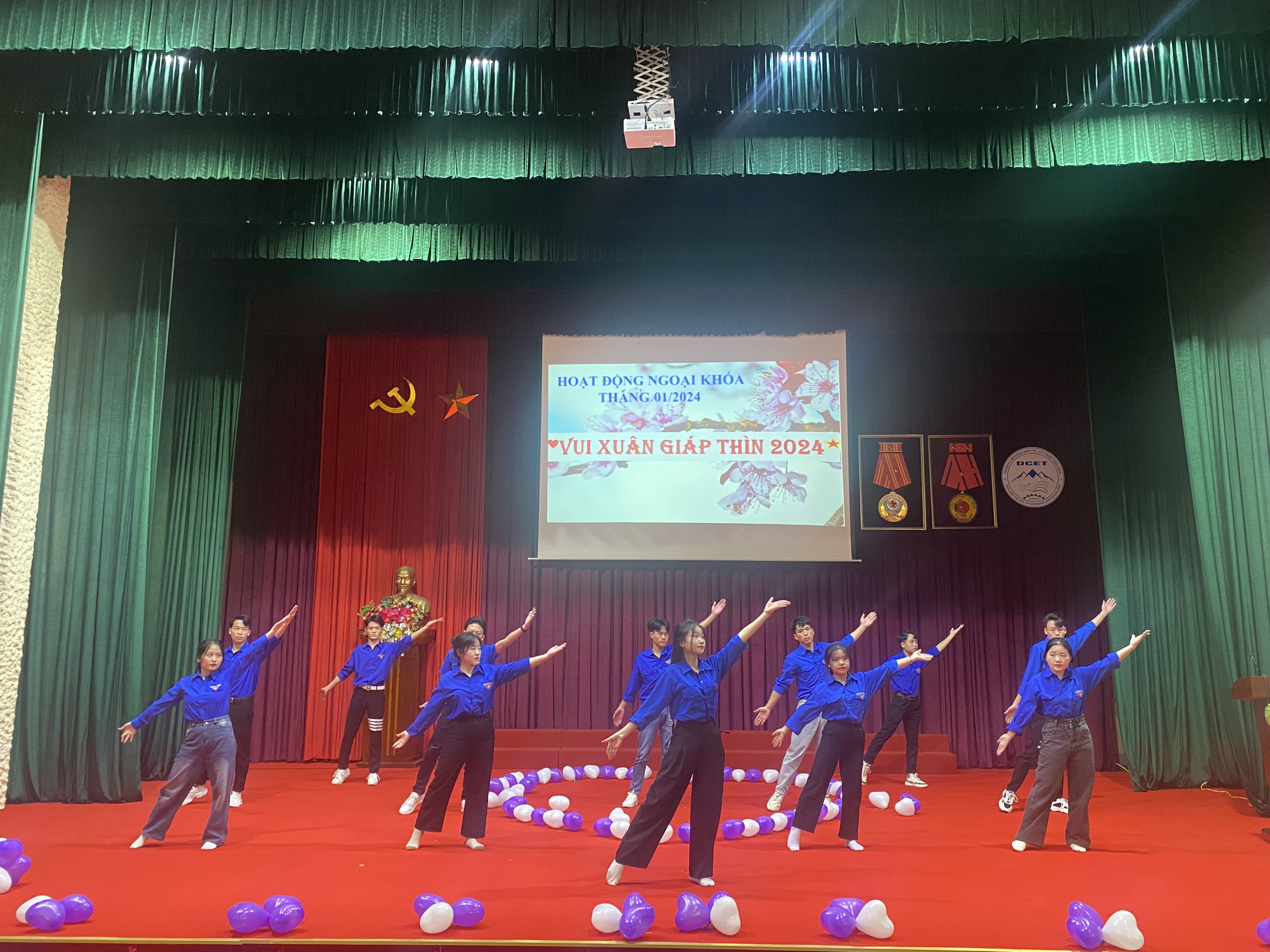 tiet muc van nghe 4